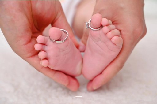 醴陵宝宝发烧手心比额头烫